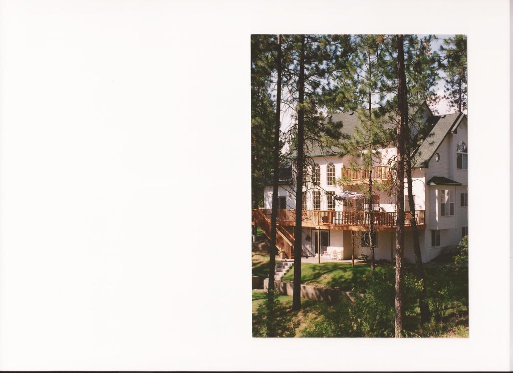 River Cove Elegant Waterfront Bed & Breakfast Post Falls Exterior foto