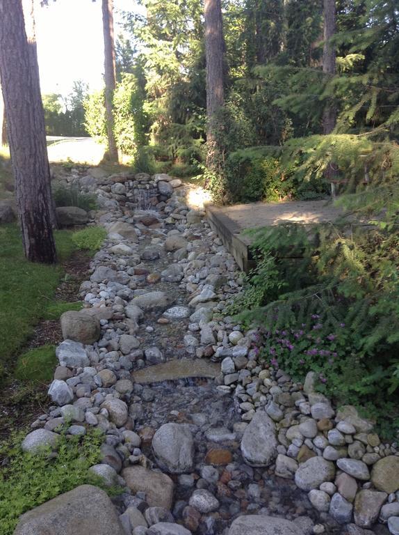 River Cove Elegant Waterfront Bed & Breakfast Post Falls Exterior foto