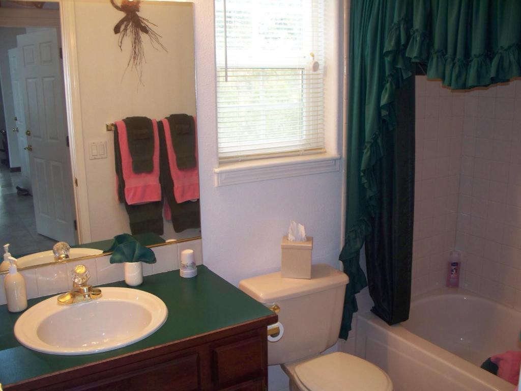 River Cove Elegant Waterfront Bed & Breakfast Post Falls Quarto foto
